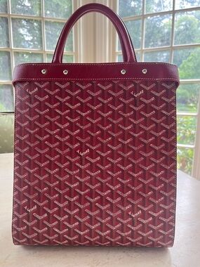 Goyard Red Jersey GM Vertical Handbag with Signature Chevron Goyardine Pattern